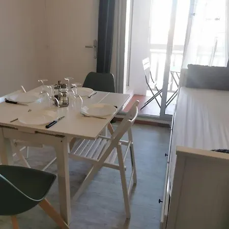 Apartament Superbe Renove Avec Piscine Et Vue Marina *