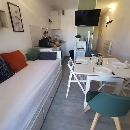 Superbe Renove Avec Piscine Et Vue Marina Apartament *